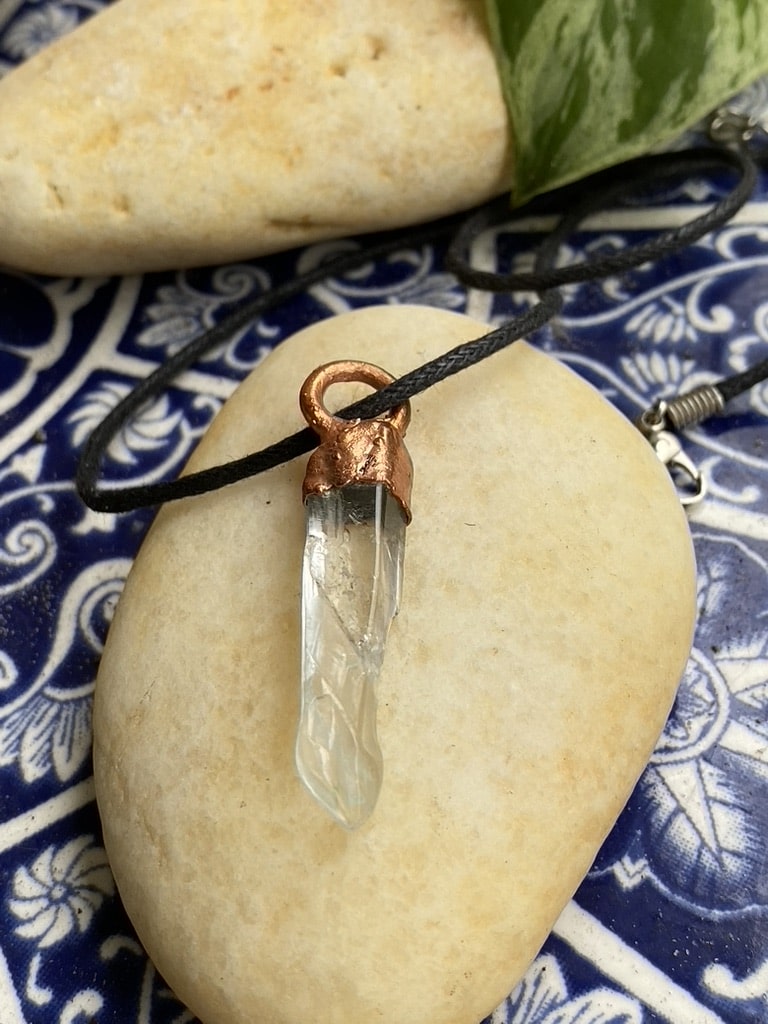 Electroformed Copper Pendant Featuring Natural Crystal White Quartz Small Points Electroformed Copper Pendant Featuring Natural Crystal White Quartz Small Points