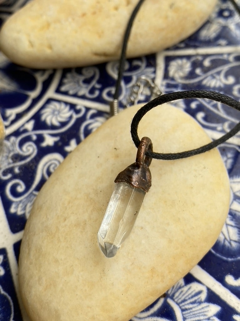 Electroformed Copper Pendant Featuring Natural Crystal White Quartz Small Points Electroformed Copper Pendant Featuring Natural Crystal White Quartz Small Points